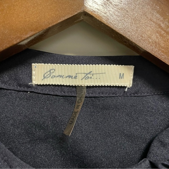 Comme Toi Blue Blouse Dress Shirt with Ruffle Detail Women’s Medium - Picture 3 of 7
